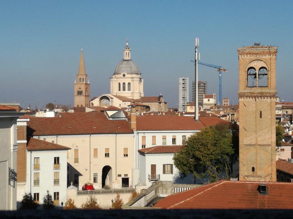 Hotel Mantegna Мантуя Экстерьер фото